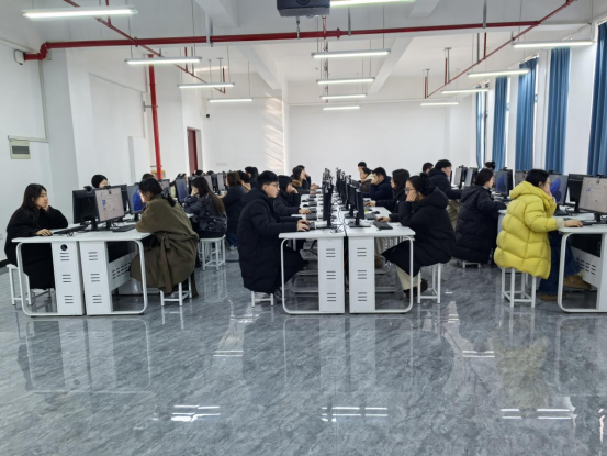 我校顺利完成2026年高校教师资格证理论测试工作